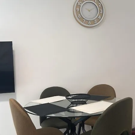 Апартаменты Diamond A2 - Modern 2 Bedroom Apartment With Pool & Garden Opposite The Venus Beach