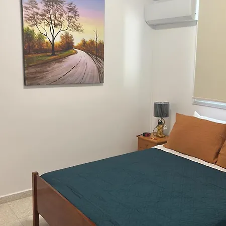 Апартаменты Diamond A2 - Modern 2 Bedroom Apartment With Pool & Garden Opposite The Venus Beach *
