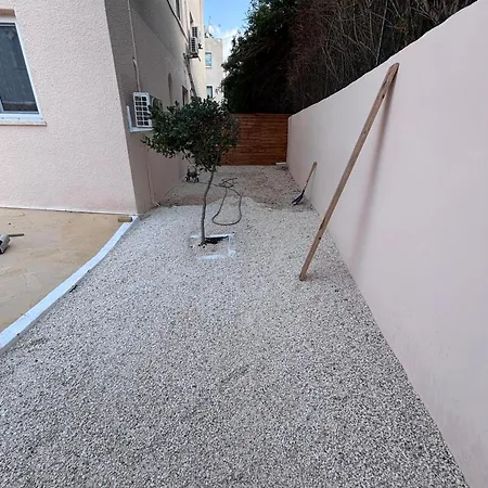 Апартаменты Diamond A2 - Modern 2 Bedroom Apartment With Pool & Garden Opposite The Venus Beach